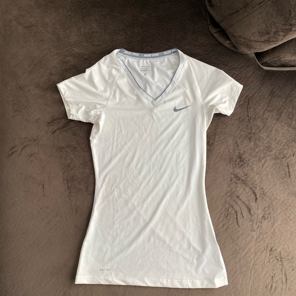 Nike - Pro Dri-Fir short sleeve shirt